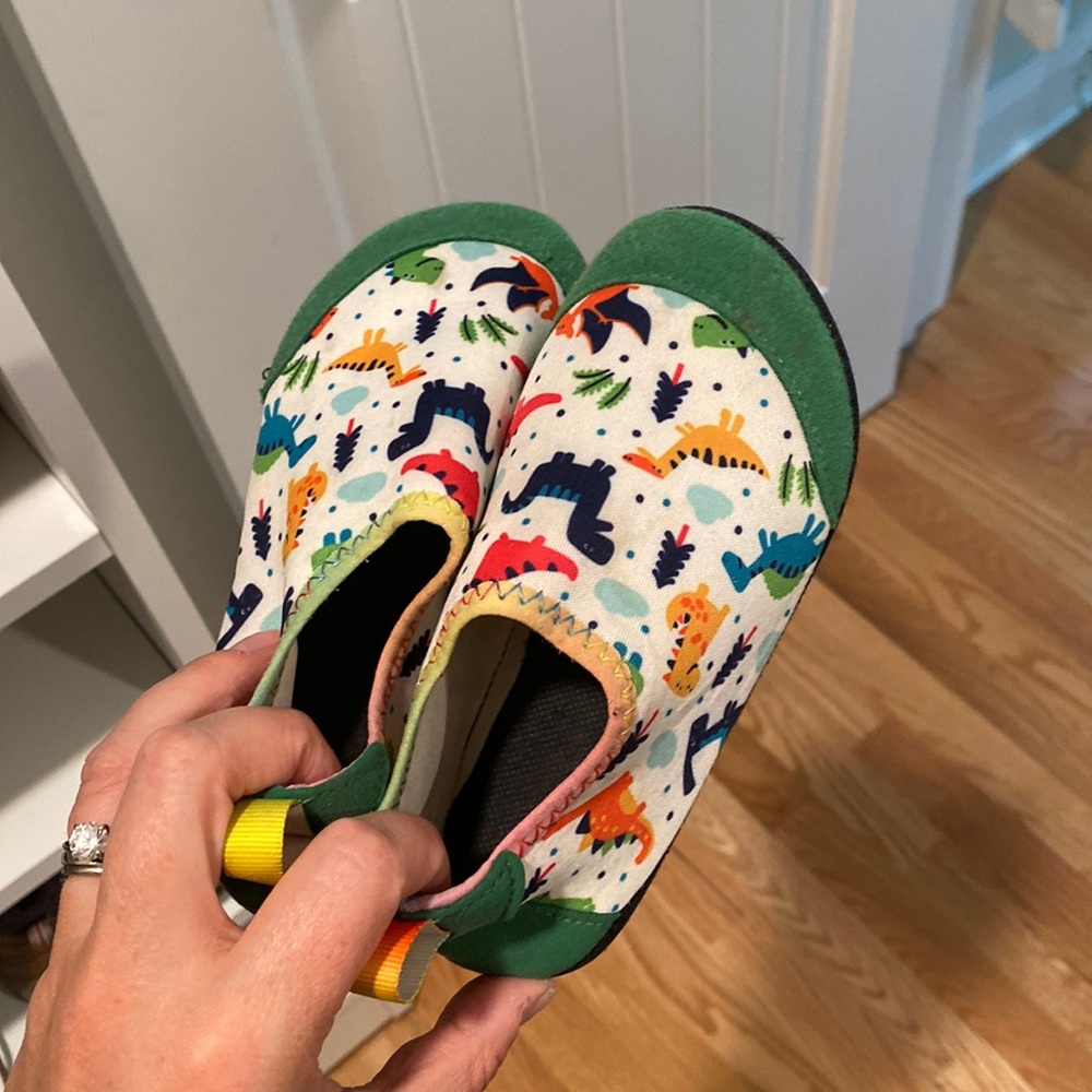 Baby water shoes dinosaur pattern size 11